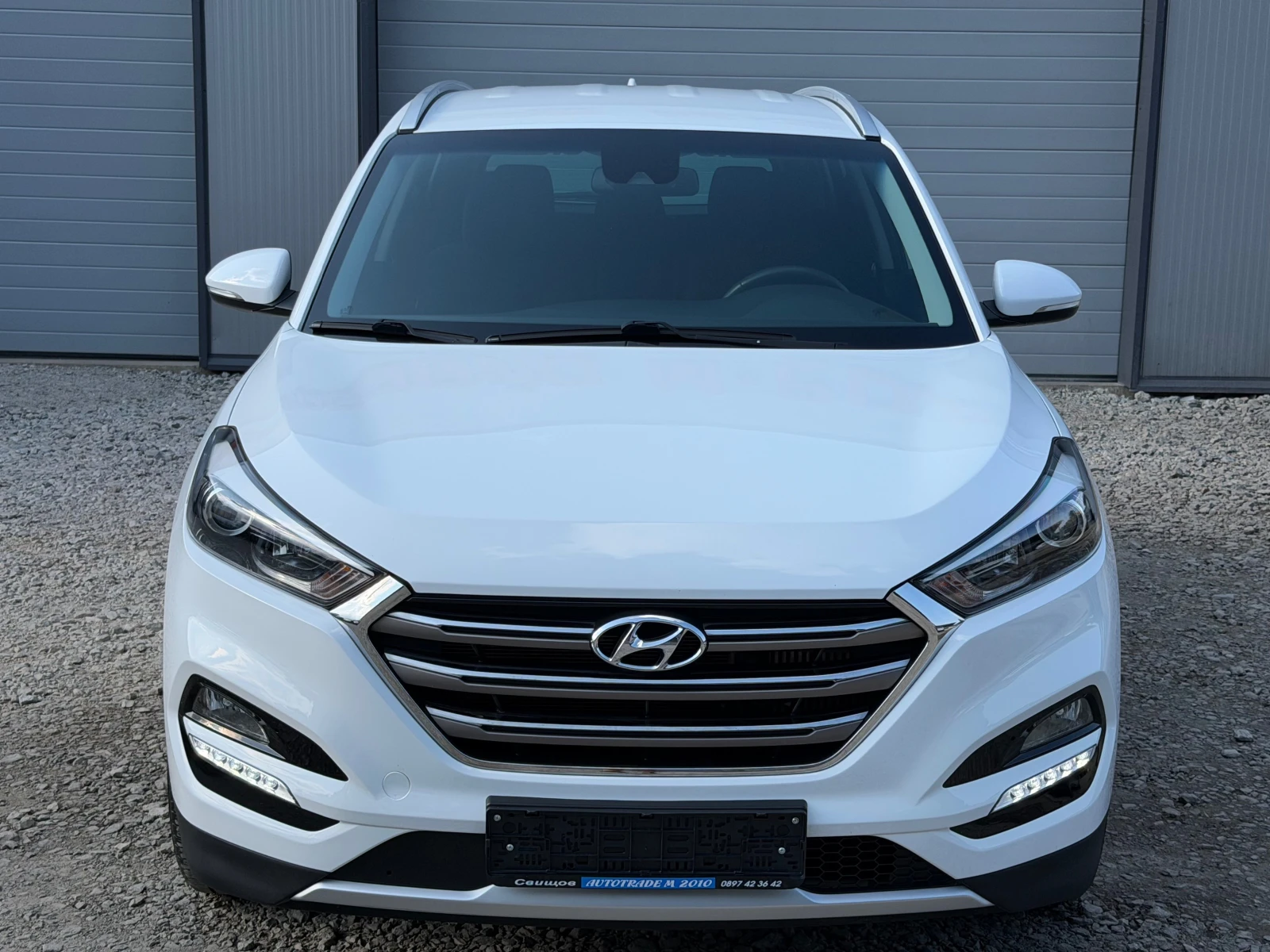 Hyundai Tucson 2.0CRDI* 6SPEED* NAVI* 064755KM* EVRO6, снимка 2 - Автомобили и джипове - 55438961