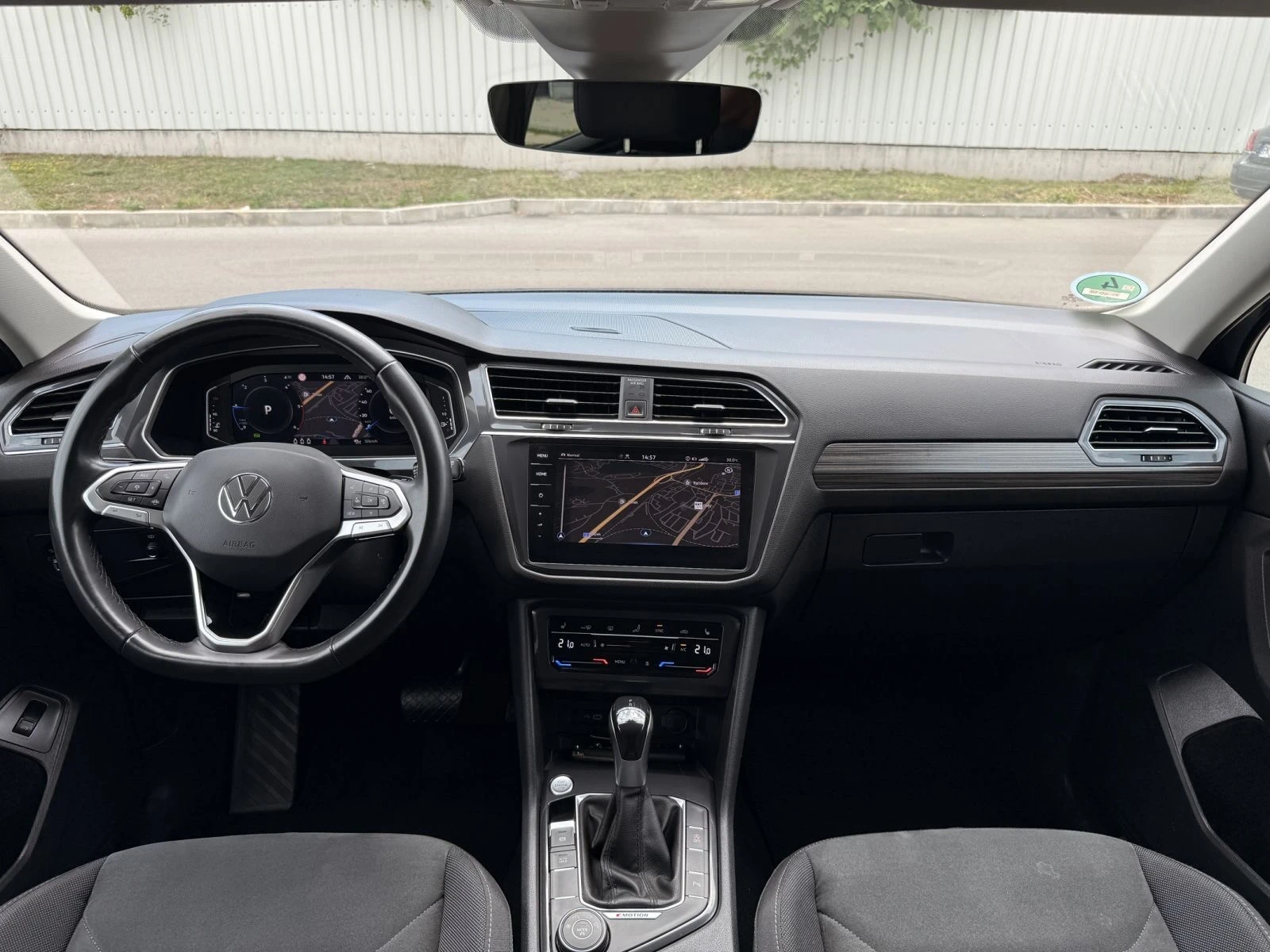 VW Tiguan Allspace 2.0 TDI , снимка 10 - Автомобили и джипове - 55922319