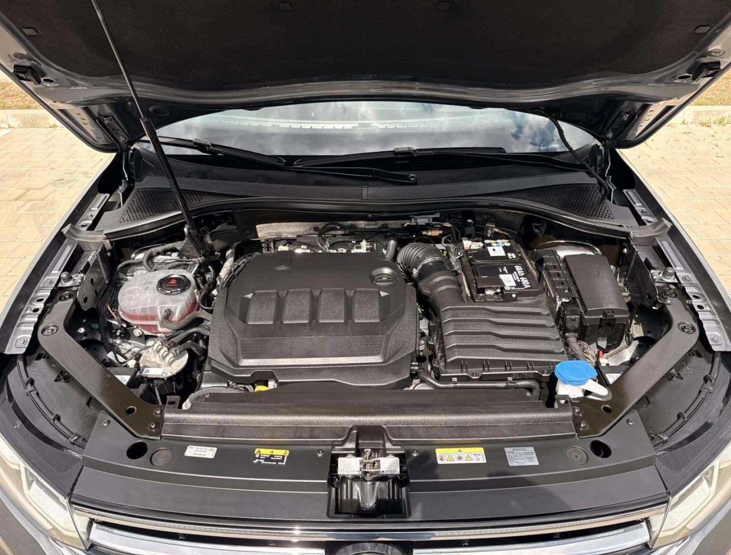 VW Tiguan Allspace 2.0 TDI , снимка 17 - Автомобили и джипове - 55922319