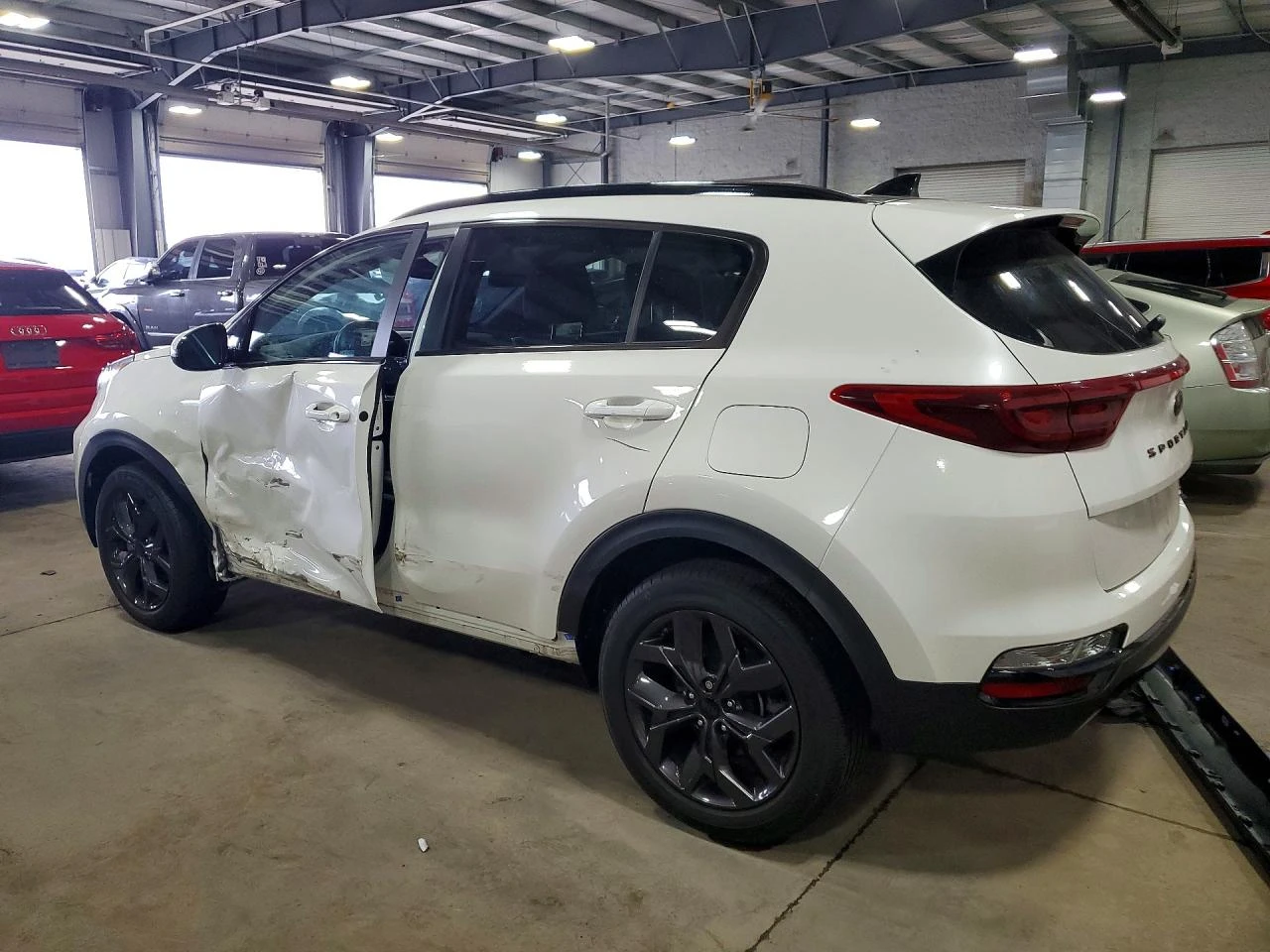 Kia Sportage 2.4l S, снимка 2 - Автомобили и джипове - 56039925