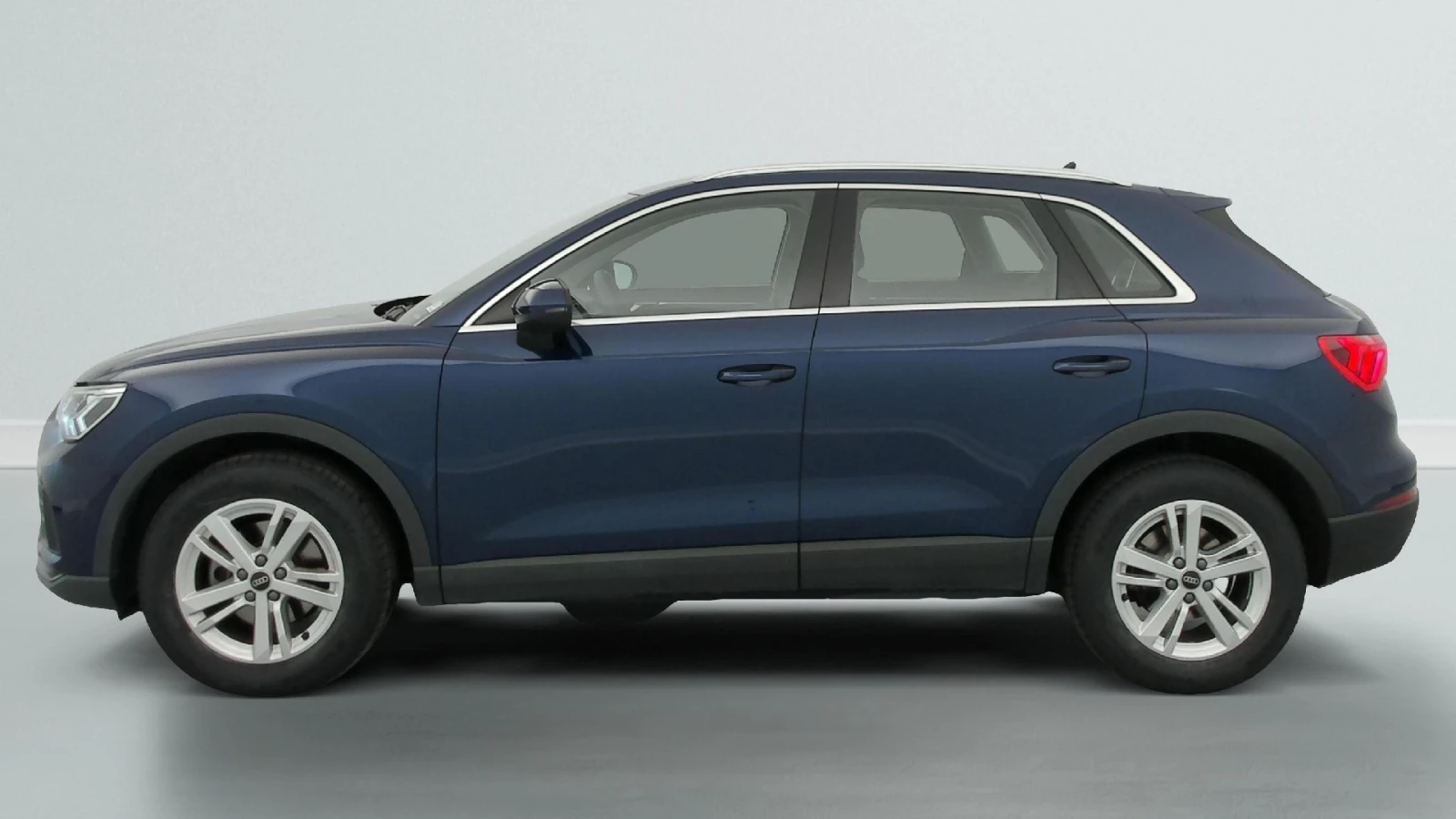 Audi Q3 35 TDI Business Автоматик Навигация, снимка 5 - Автомобили и джипове - 56068156