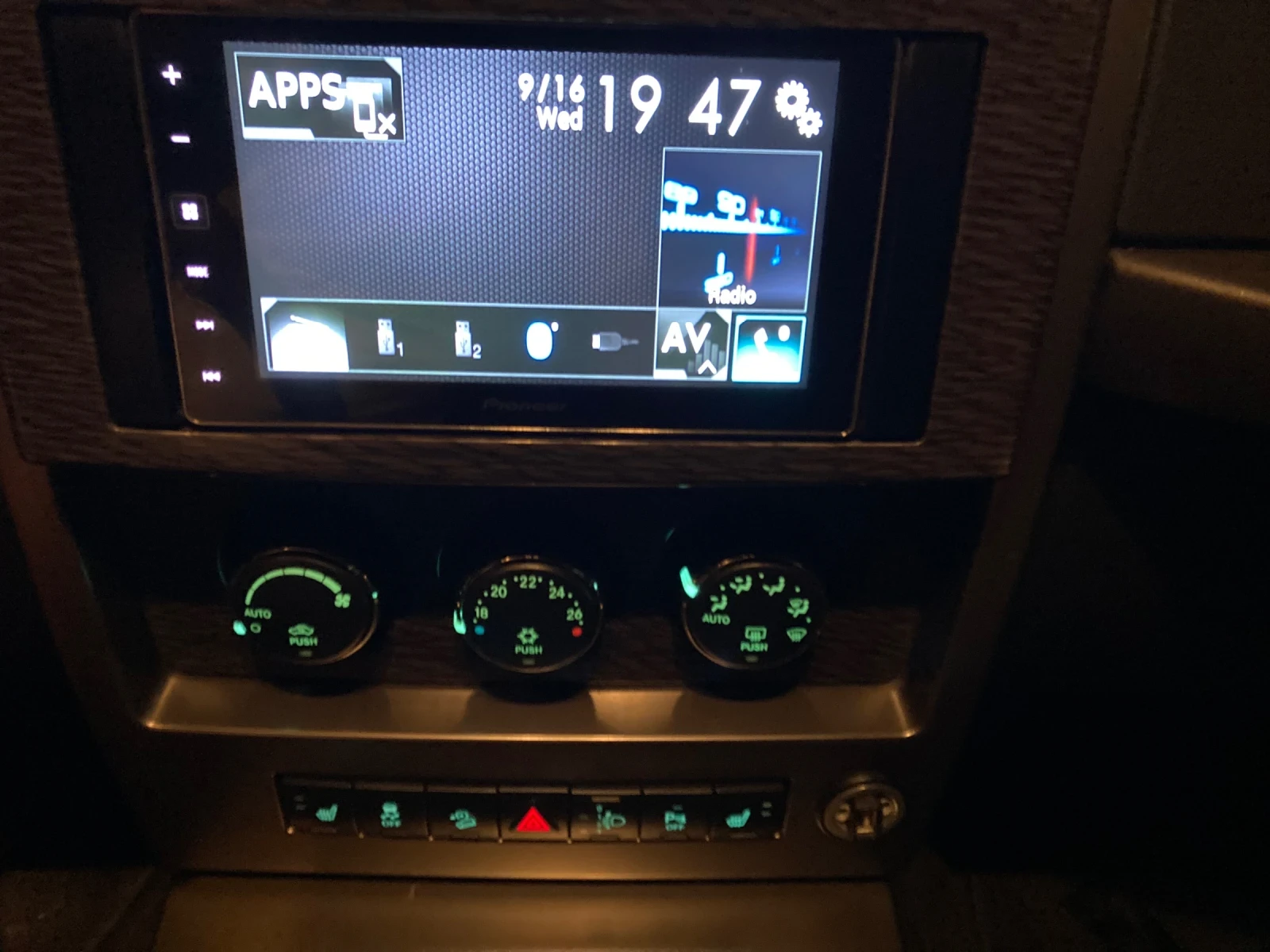 Jeep Cherokee 2.8 Dizel 200konq Evro-5 Avtomat | Mobile.bg � ����������� 13