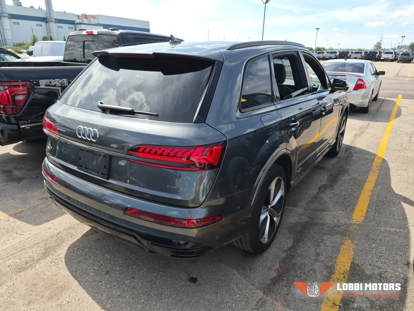Audi Q7, снимка 3 - Автомобили и джипове - 56128940