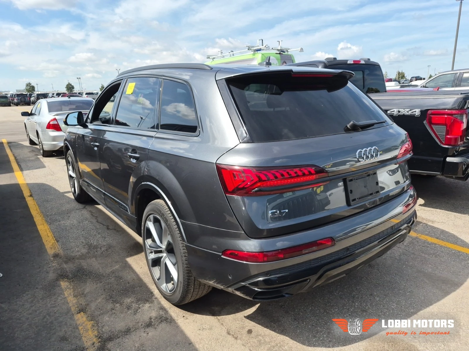 Audi Q7, снимка 4 - Автомобили и джипове - 56128940