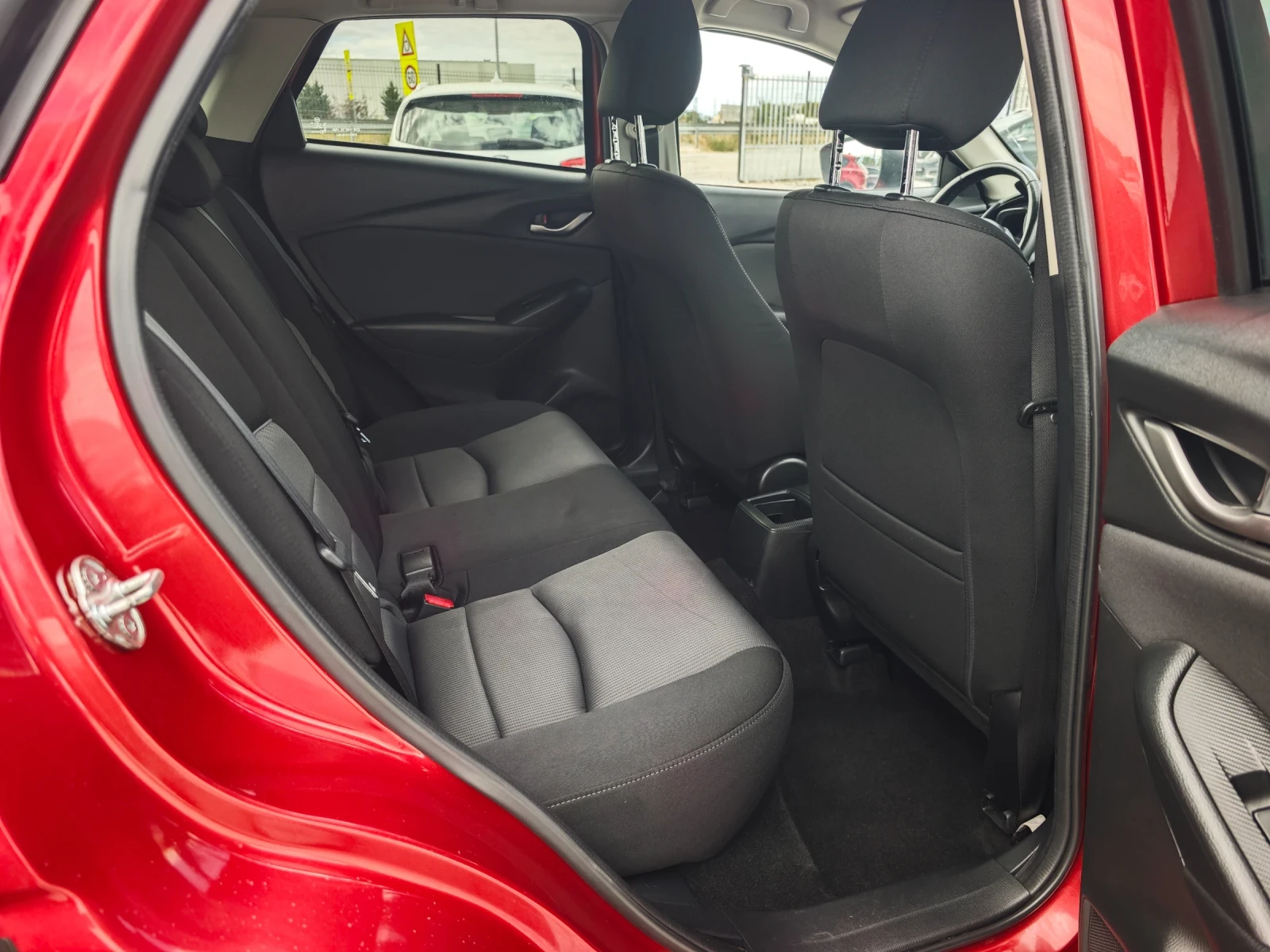 Mazda CX-3 1.5D , снимка 13 - Автомобили и джипове - 56179905
