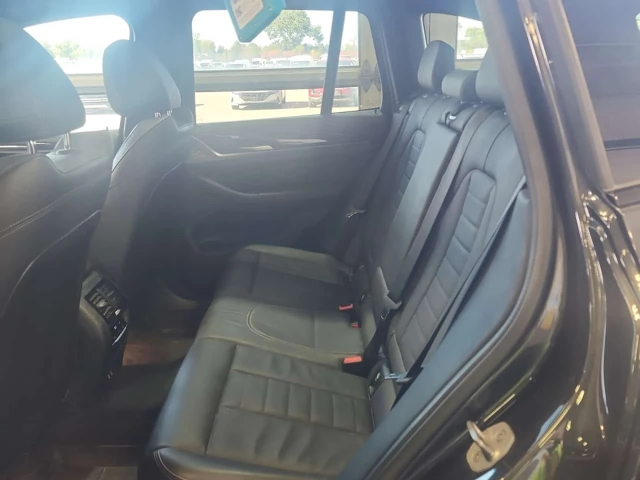 BMW X3 Sports Activity Vehicle Xdrive30i * CARFAX * , снимка 13 - Автомобили и джипове - 56209185