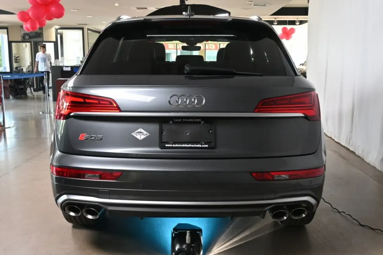Audi SQ5, снимка 14 - Автомобили и джипове - 56227000