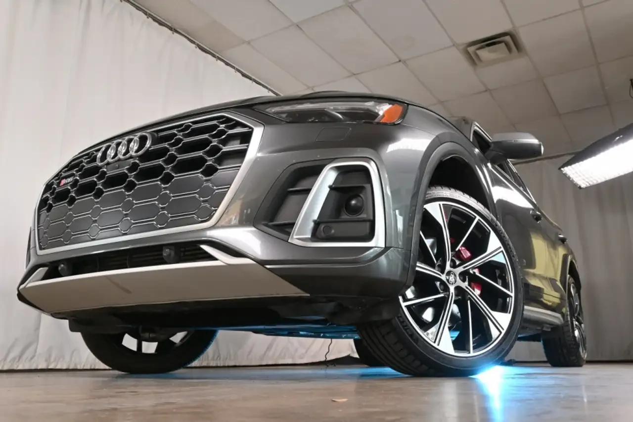 Audi SQ5, снимка 5 - Автомобили и джипове - 56227000