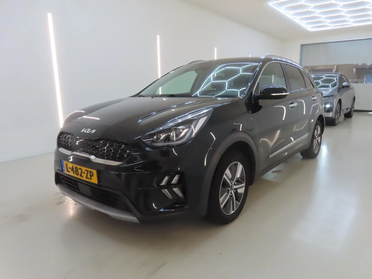 Kia Niro DynamicPlusLine, снимка 2 - Автомобили и джипове - 56700755