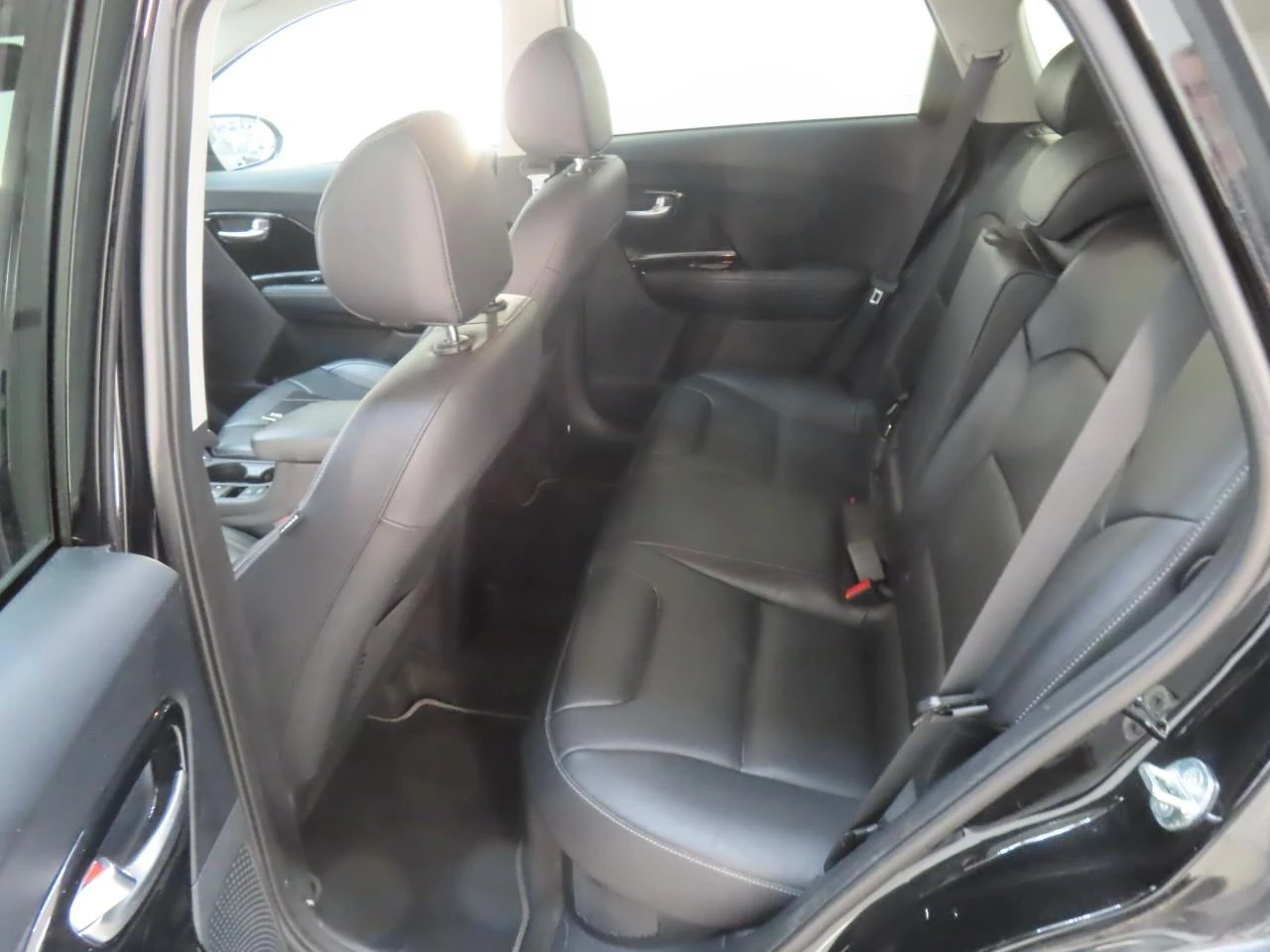 Kia Niro DynamicPlusLine, снимка 8 - Автомобили и джипове - 56700755