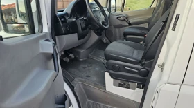 Mercedes-Benz Sprinter 211 CDI - 9 места, двигател OM646 | Auto.bg — изображение 8