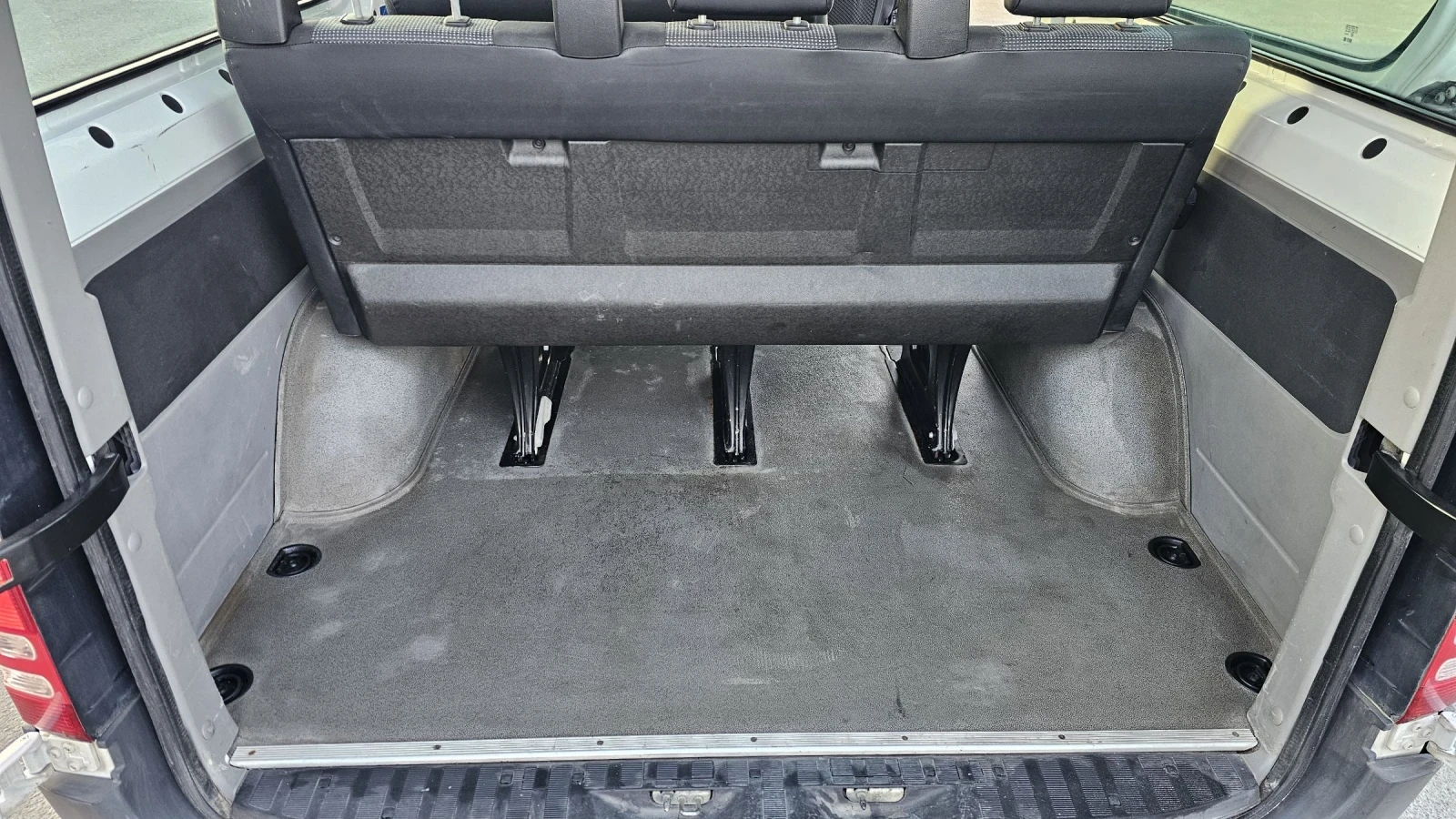 Mercedes-Benz Sprinter 211 CDI - 9 места, двигател OM646, снимка 17 - Бусове и автобуси - 53881625