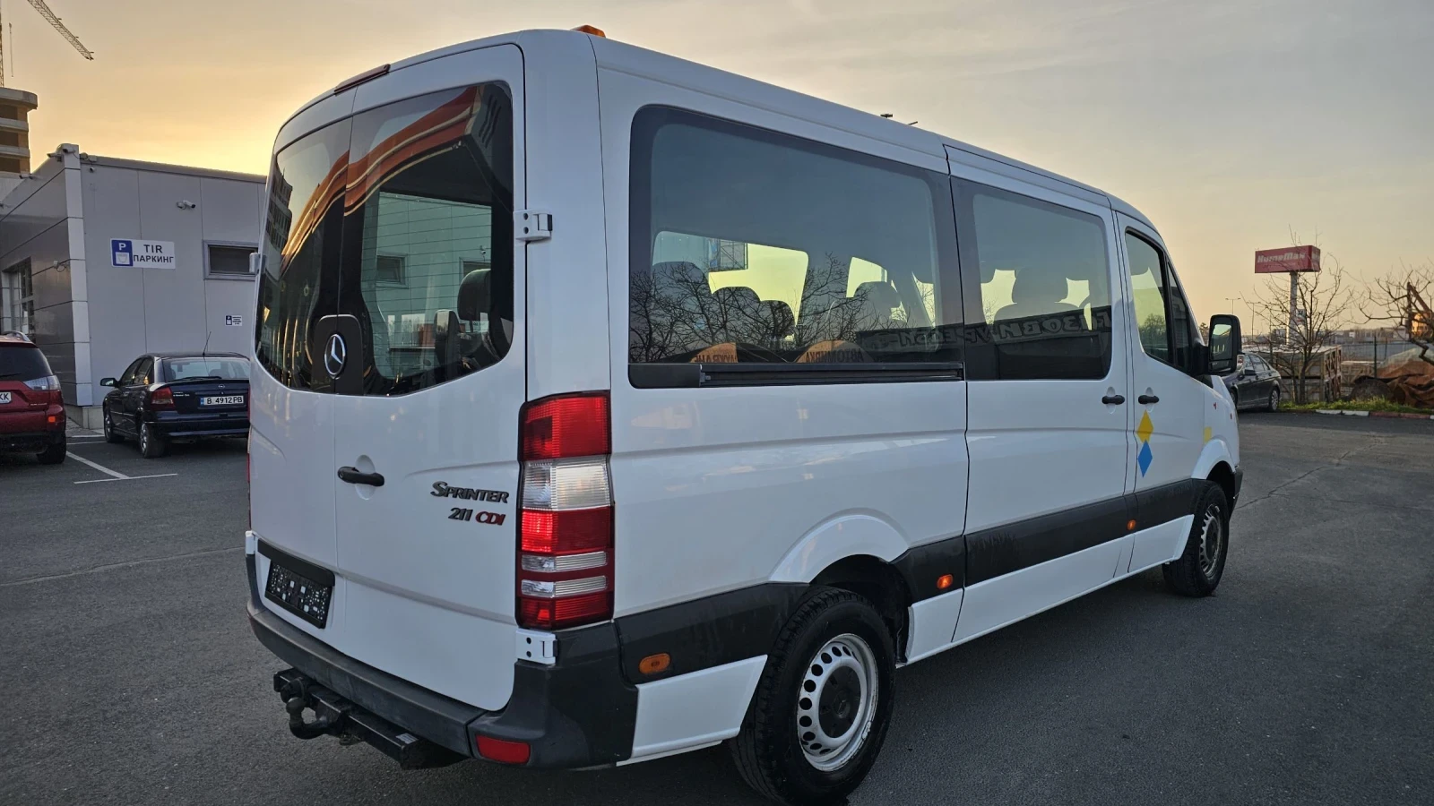 Mercedes-Benz Sprinter 211 CDI - 9 места, двигател OM646, снимка 7 - Бусове и автобуси - 53881625