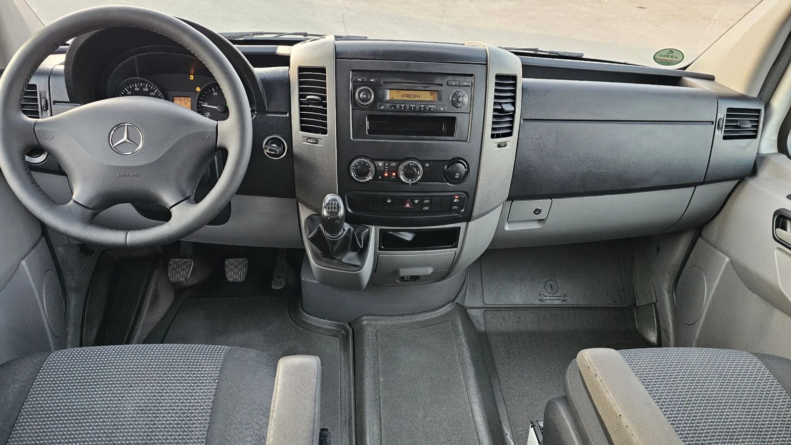 Mercedes-Benz Sprinter 211 CDI - 9 места, двигател OM646, снимка 9 - Бусове и автобуси - 53881625