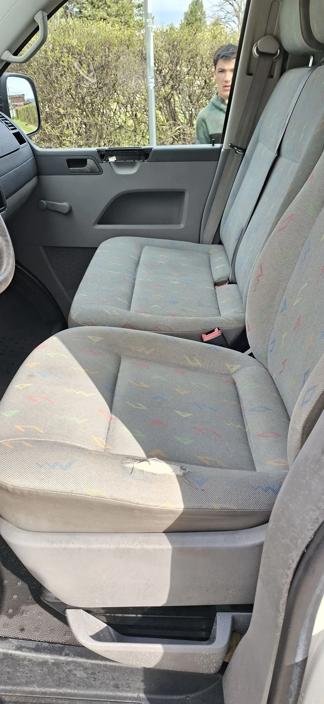 VW T5 2.5 TDI 131к.с отличен мотор и скорости , снимка 7 - Бусове и автобуси - 54090921