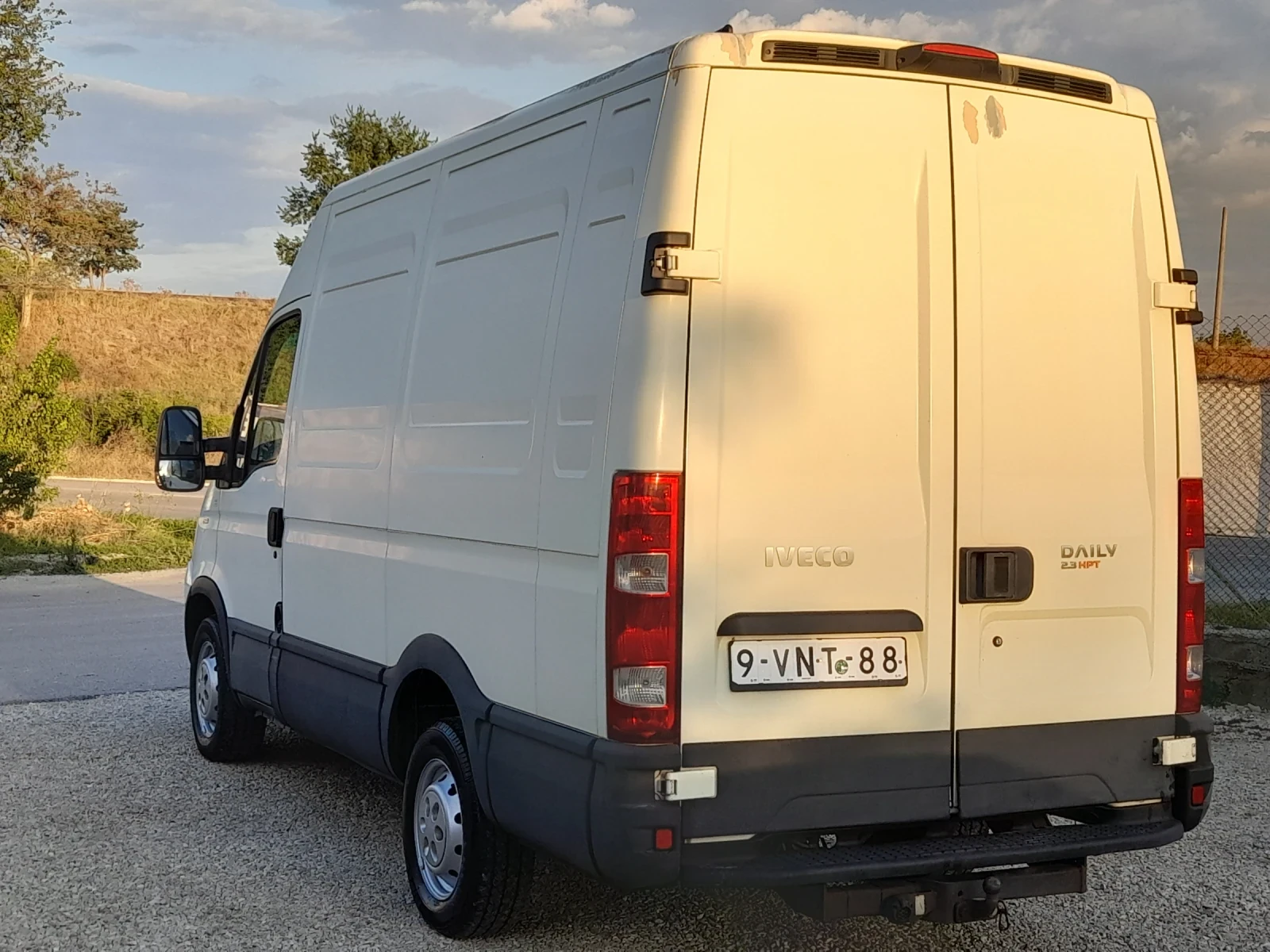 Iveco Daily FACELIFT, снимка 4 - Бусове и автобуси - 56111952