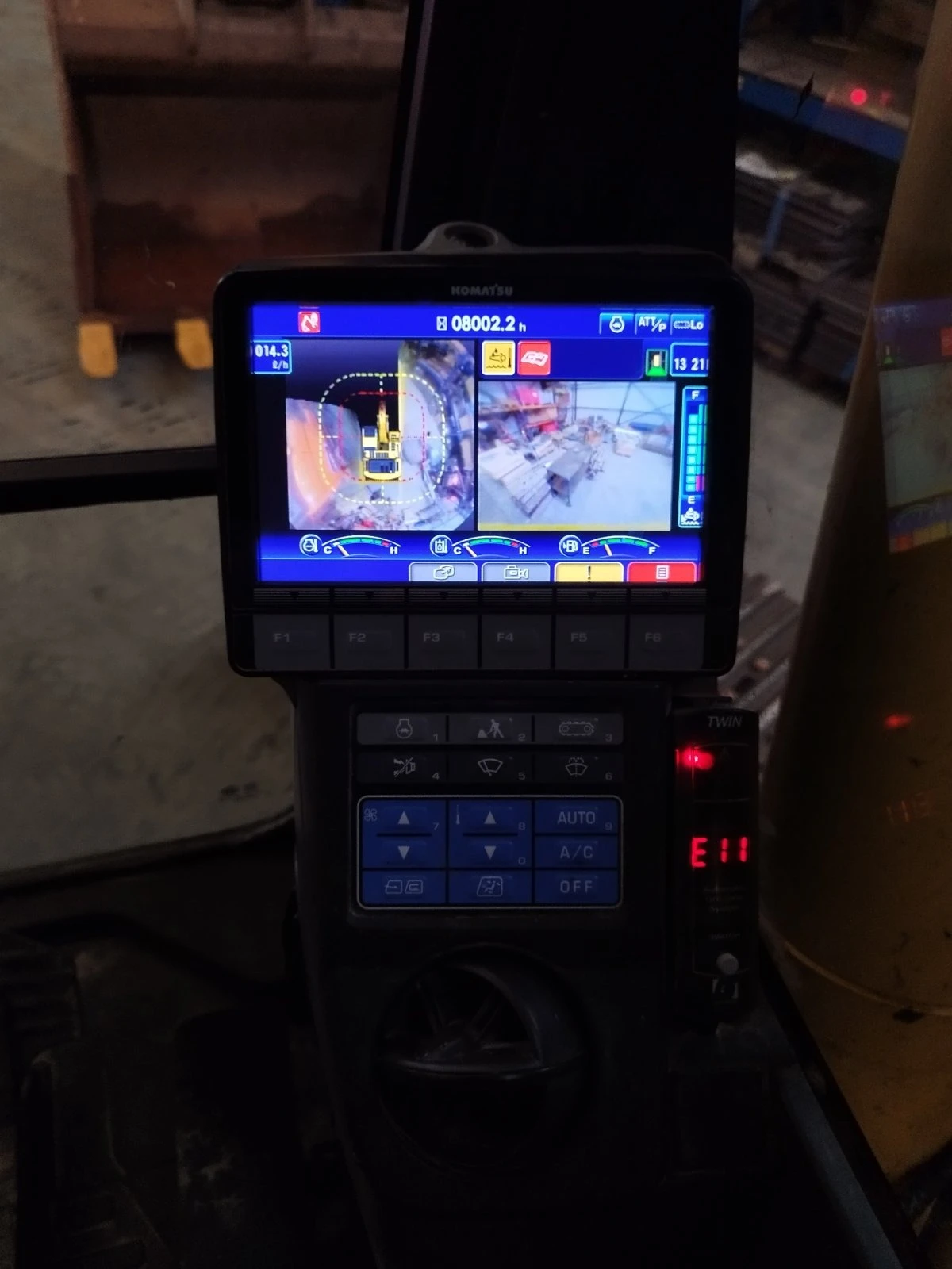  Komatsu PC 290 LC -11 | Mobile.bg   13