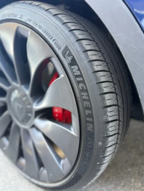 Tesla Model Y Performance, снимка 7