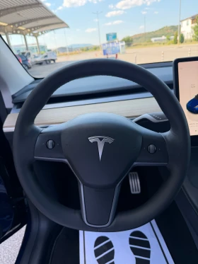 Tesla Model Y Performance, снимка 15