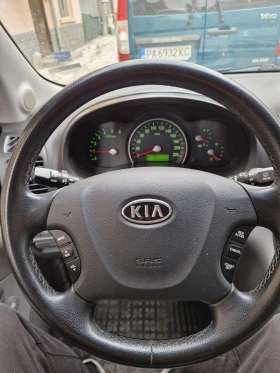 Kia Carnival 7  | Mobile.bg    14