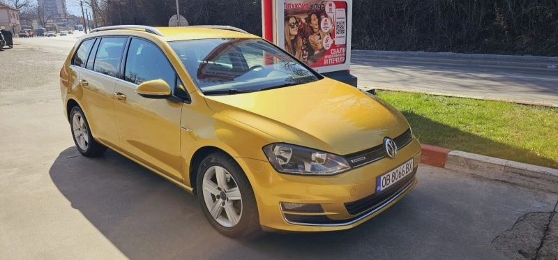 VW Golf ЗаводскиМетан-Подготвен за такси* Автомат, снимка 1 - Автомобили и джипове - 45216996