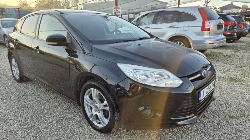 Ford Focus 1.6i 100%ОБСЛУЖЕНА ВС.ПЛАТЕНО BRC ЛИЗИНГ , снимка 1 - Автомобили и джипове - 47897154