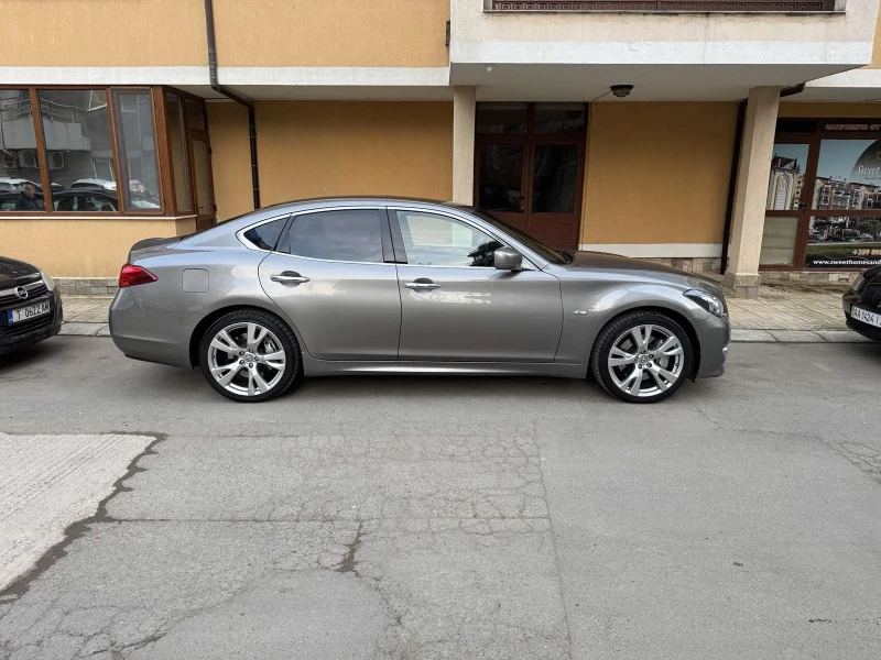 Infiniti M 30dS, снимка 3 - Автомобили и джипове - 48898718