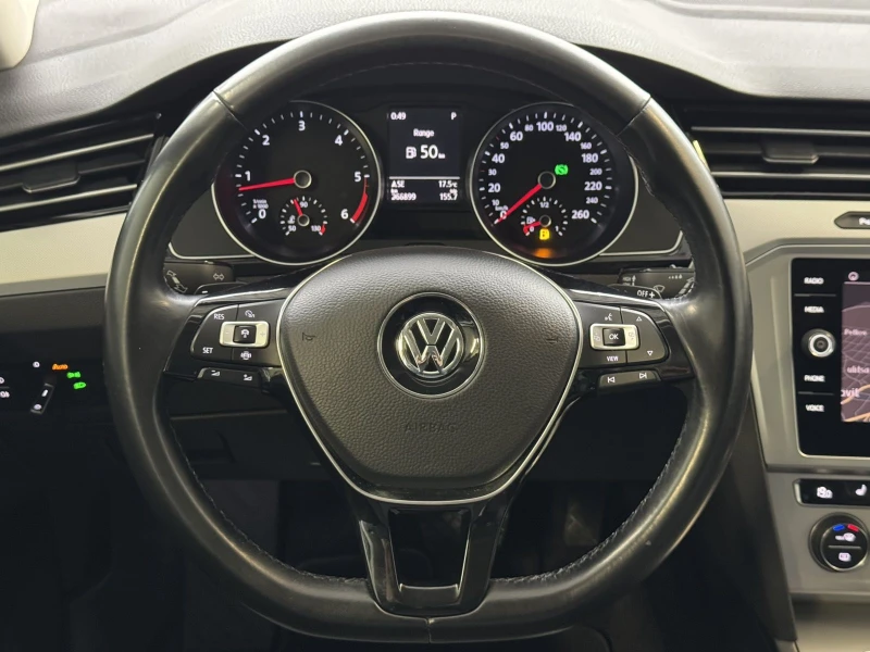 VW Passat 2.0 TDI 150к.с., снимка 10 - Автомобили и джипове - 49452724