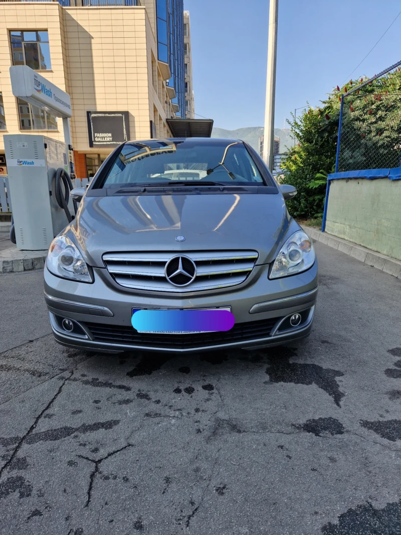 Mercedes-Benz B 180 В180, снимка 1 - Автомобили и джипове - 49512168