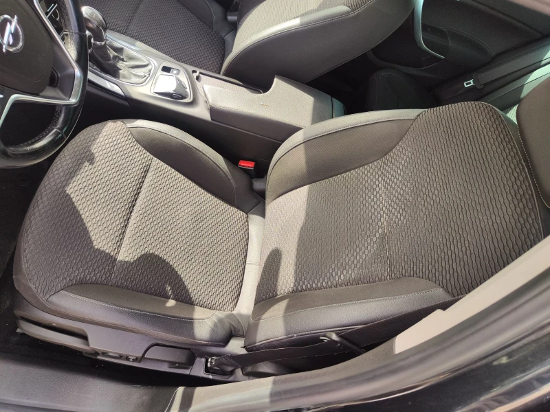 Opel Insignia 2.0 CDTI 140 K.S., снимка 10 - Автомобили и джипове - 49977247