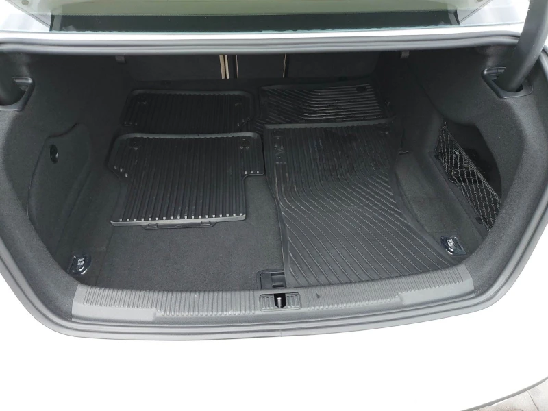 Audi A6 TFSI, снимка 13 - Автомобили и джипове - 52642514