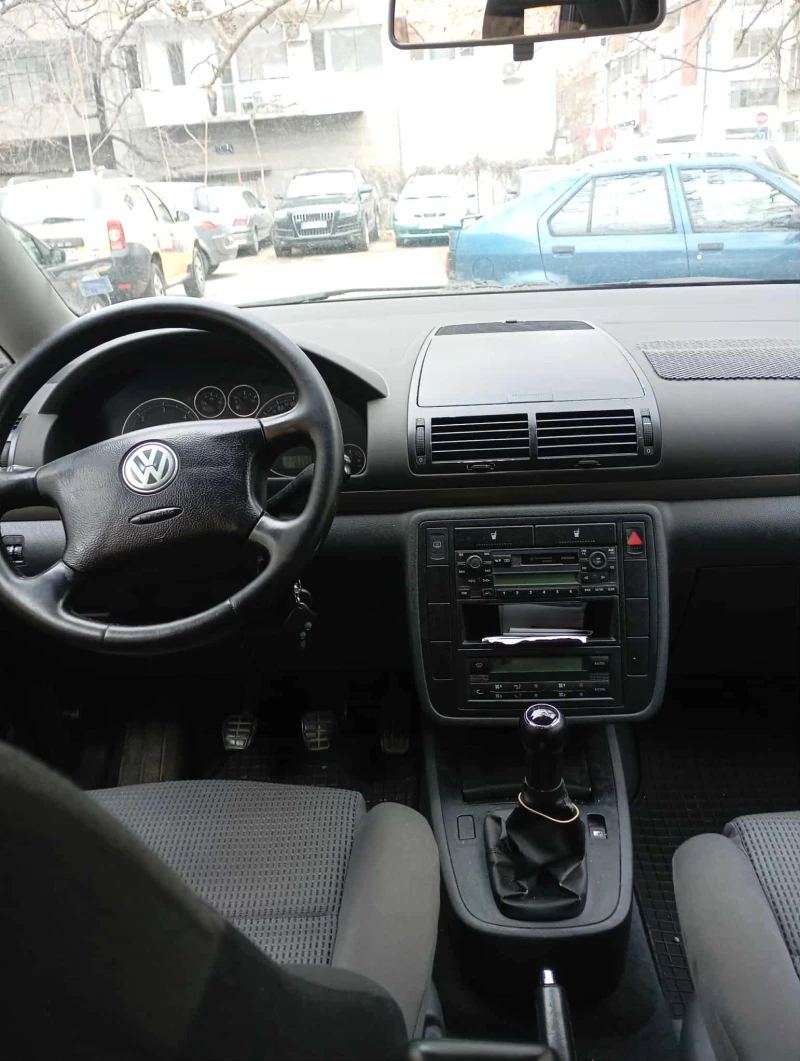 VW Sharan, снимка 6 - Автомобили и джипове - 52739280