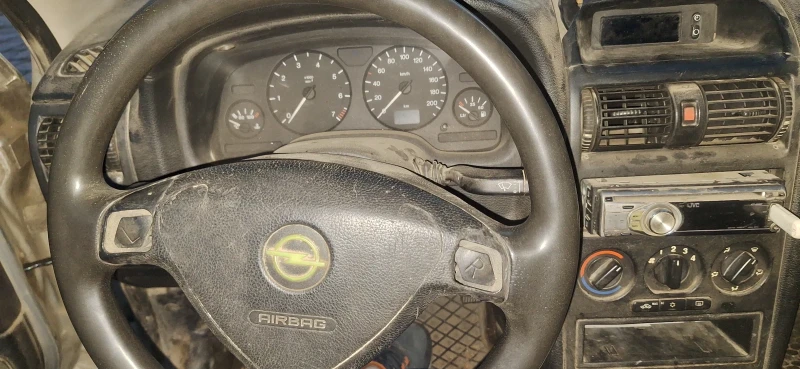 Opel Astra, снимка 8 - Автомобили и джипове - 52248971