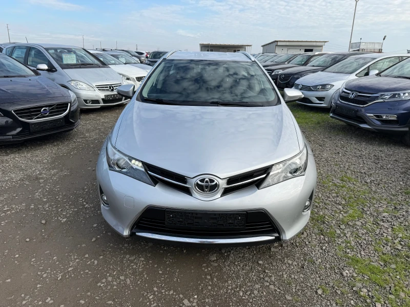 Toyota Auris 1.6i CH 132ks AUTOMAT, снимка 2 - Автомобили и джипове - 52747284
