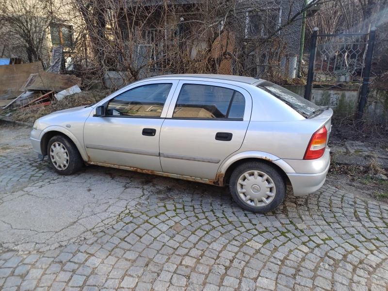 Opel Astra, снимка 3 - Автомобили и джипове - 53140560