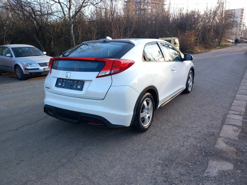 Honda Civic 1.8i CARBON, снимка 5 - Автомобили и джипове - 53213046
