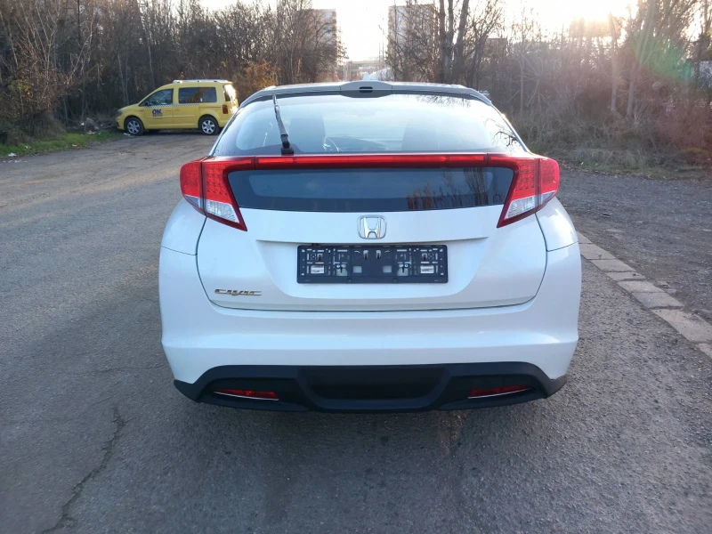 Honda Civic 1.8i CARBON, снимка 6 - Автомобили и джипове - 53213046