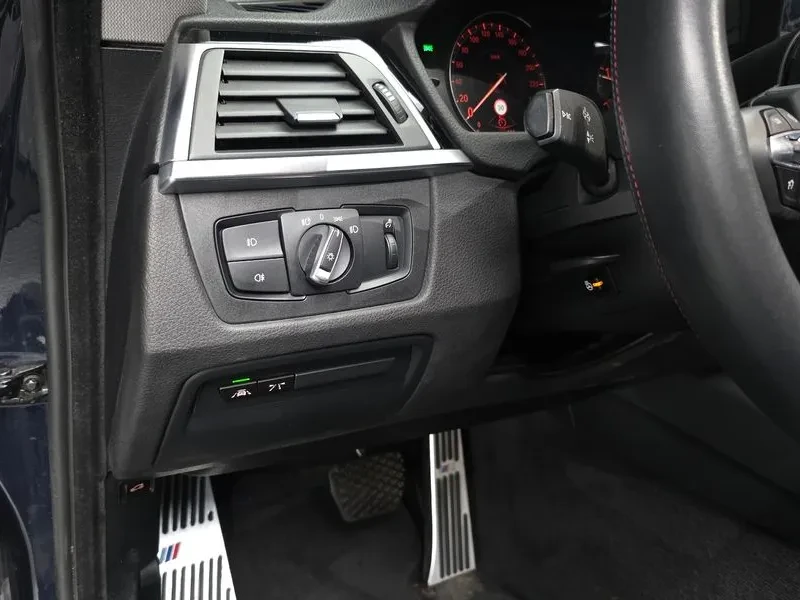 BMW 320 d, снимка 12 - Автомобили и джипове - 55144810