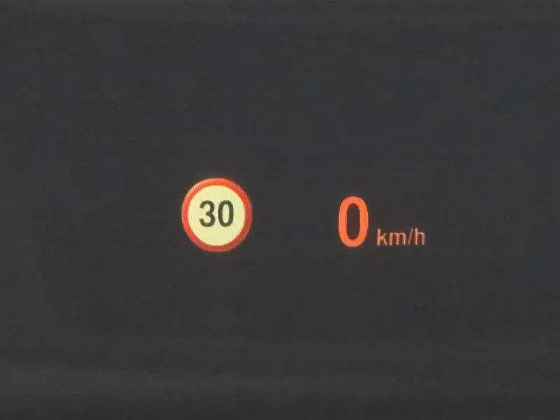 BMW 320 d, снимка 17 - Автомобили и джипове - 55144810