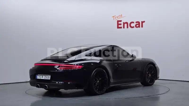 Porsche 911 CARRERA 4S / ЦЕНА ДО БЪЛГАРИЯ, снимка 2 - Автомобили и джипове - 55524457