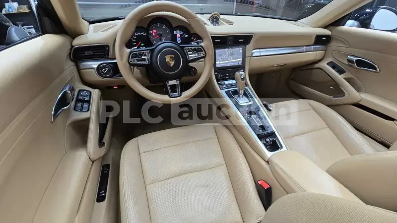 Porsche 911 CARRERA 4S / ЦЕНА ДО БЪЛГАРИЯ, снимка 7 - Автомобили и джипове - 55524457