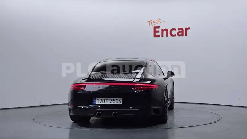 Porsche 911 CARRERA 4S / ЦЕНА ДО БЪЛГАРИЯ, снимка 4 - Автомобили и джипове - 55524457