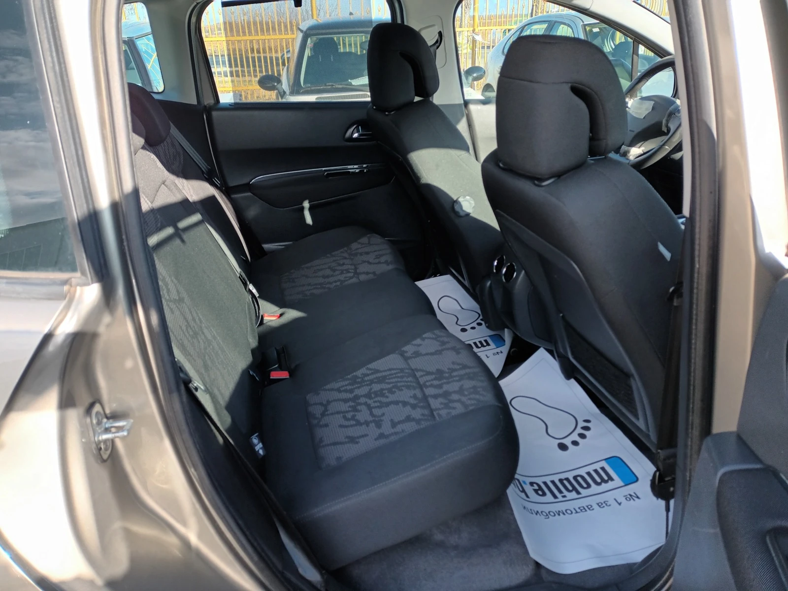 Peugeot 3008 1.6-HDI 110кс. 6 ск.Хедап  | Mobile.bg — изображение 11