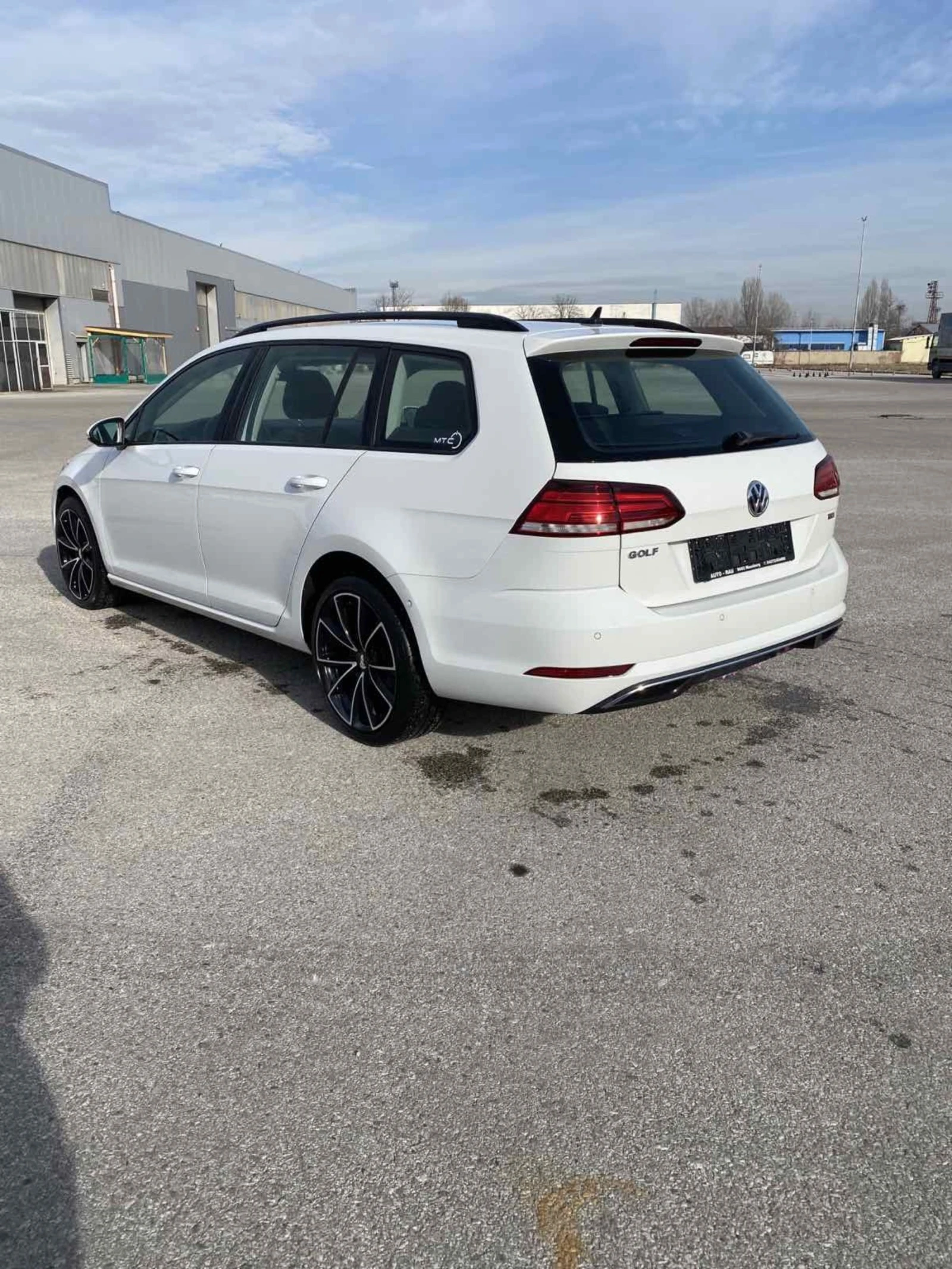 VW Golf 7.5 Facelift 123k.km - изображение 5