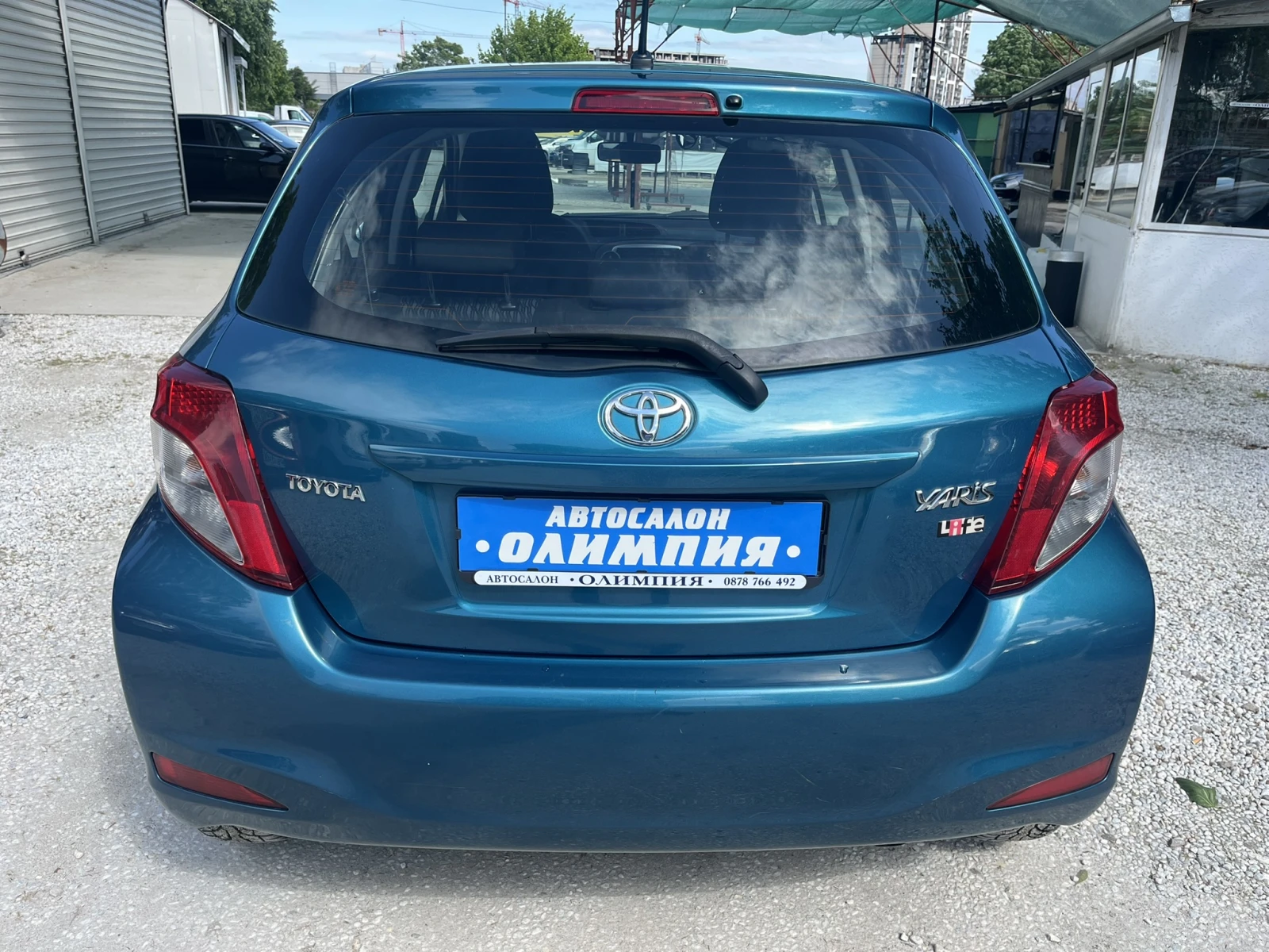 Toyota Yaris 1.3 VVTi-100 к.с. - изображение 5