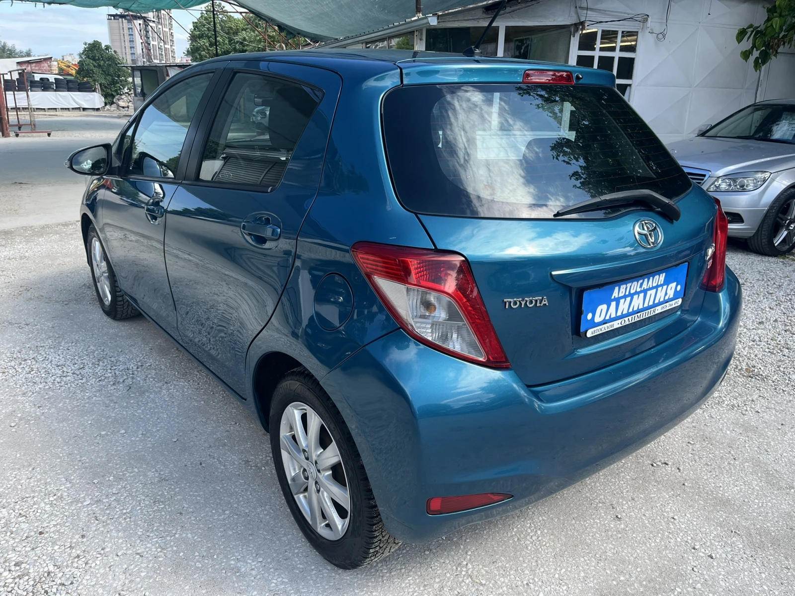 Toyota Yaris 1.3 VVTi-100 к.с. - изображение 4