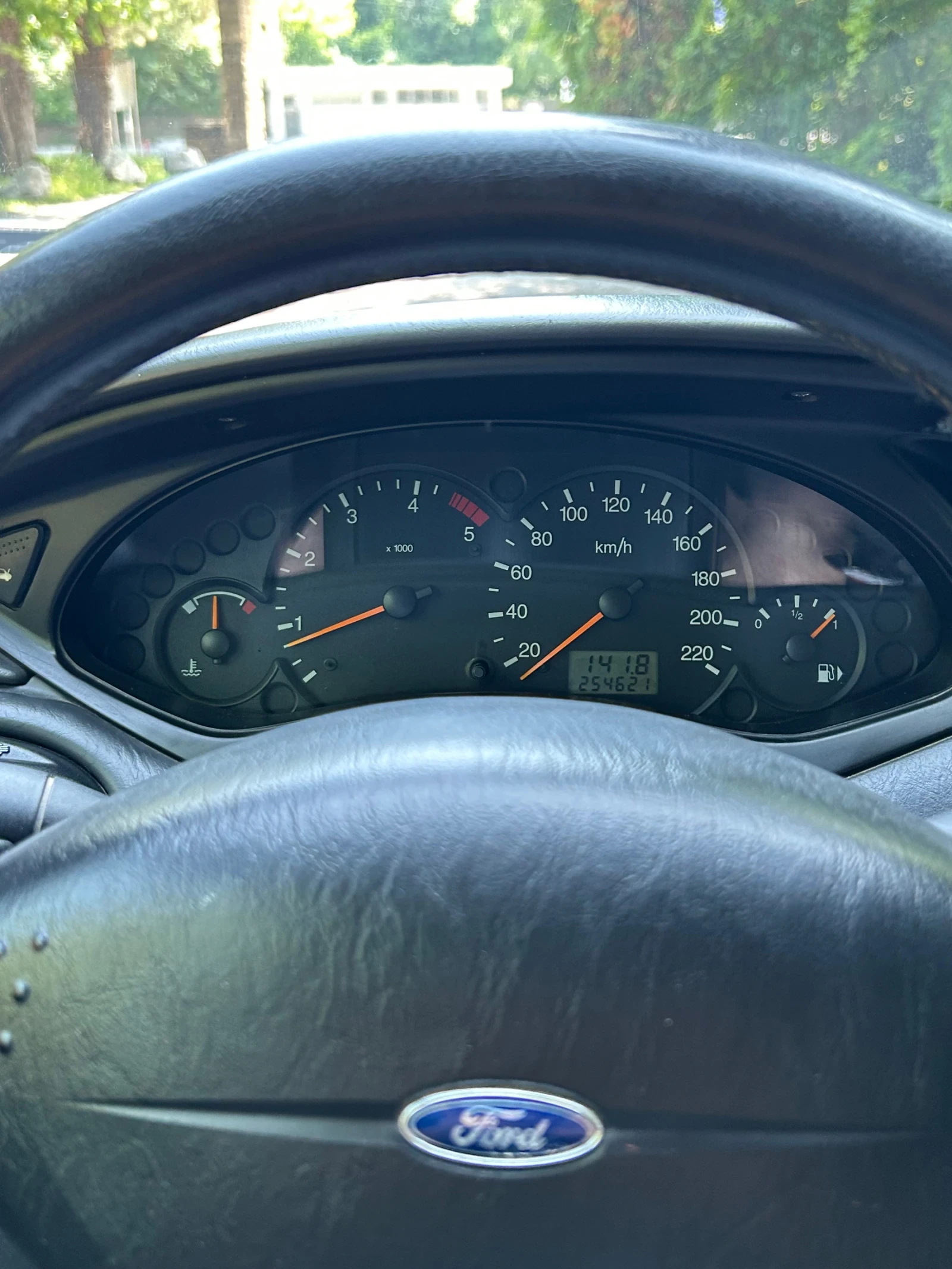 Ford Focus 1.8 tddi 90 кс. - изображение 8