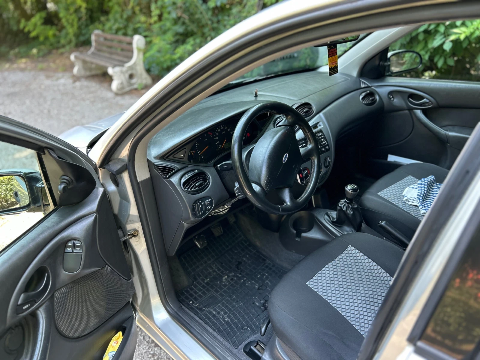 Ford Focus 1.8 tddi 90 кс. - изображение 10