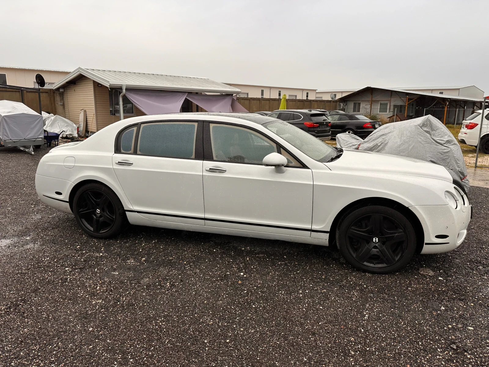 Bentley Flying Spur  - изображение 3