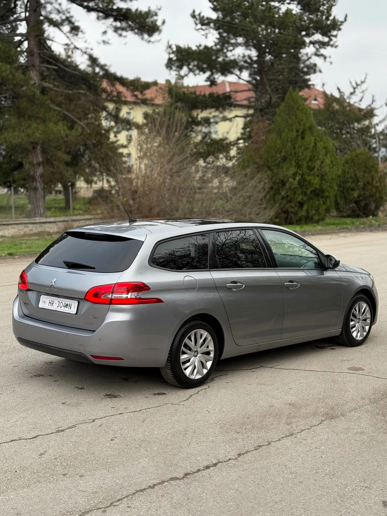 Peugeot 308 1.6 BlueHdi   | Mobile.bg   4